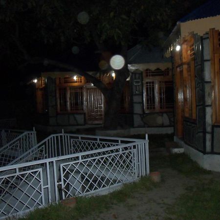 Manila Huts Hotell Naran Eksteriør bilde